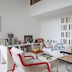Stylish 2Bd Apartment With Balcony Belleville
