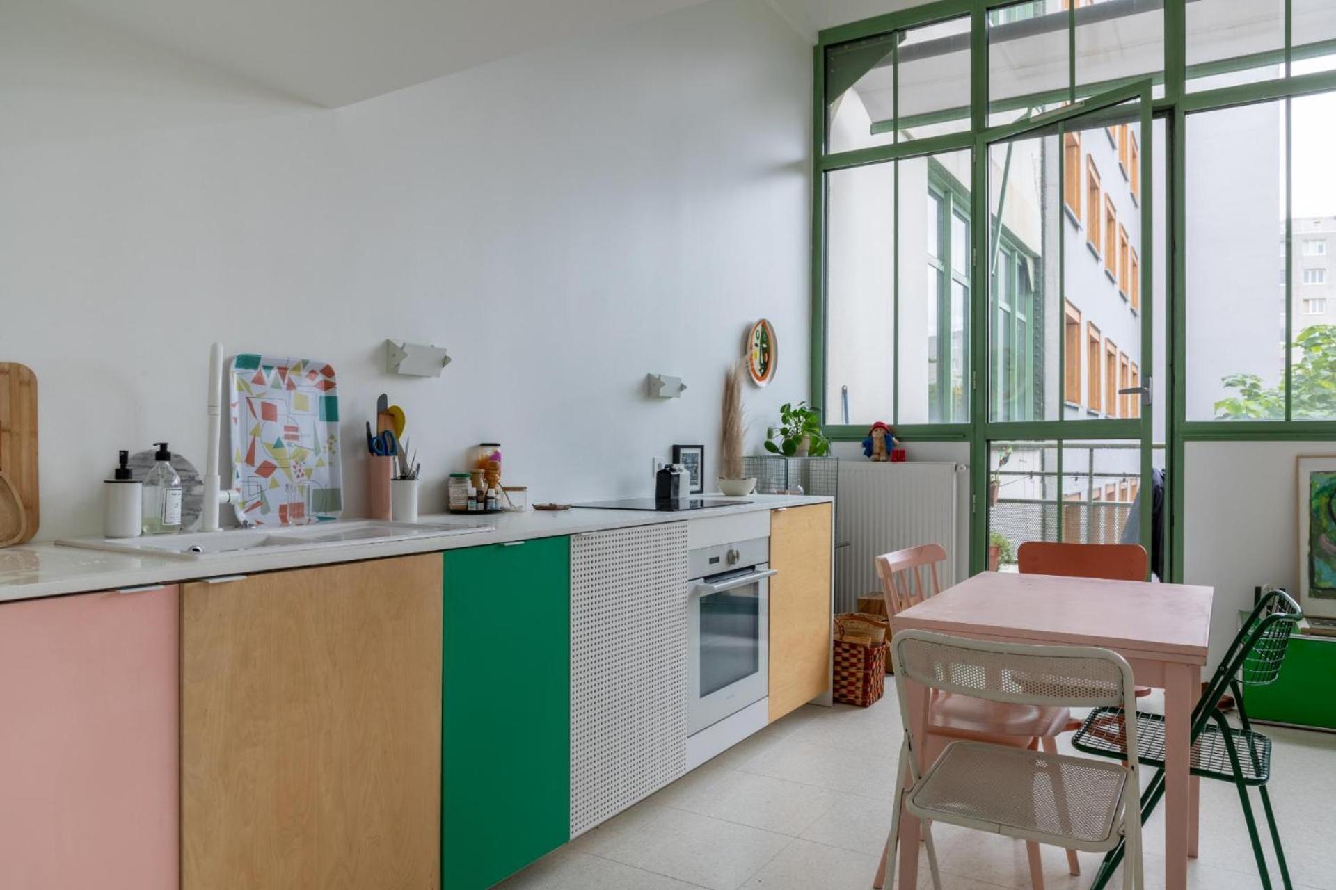 Stylish 2bd With Balcony Belleville * Parijs